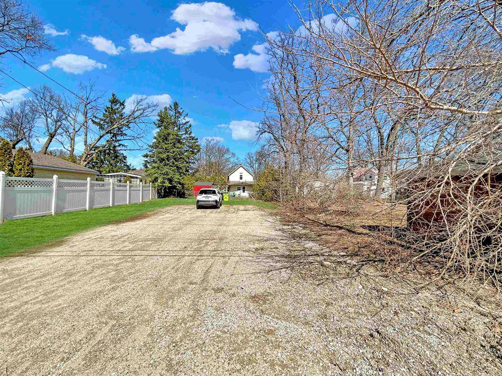 Traverse City, MI 49686,916 Webster Street