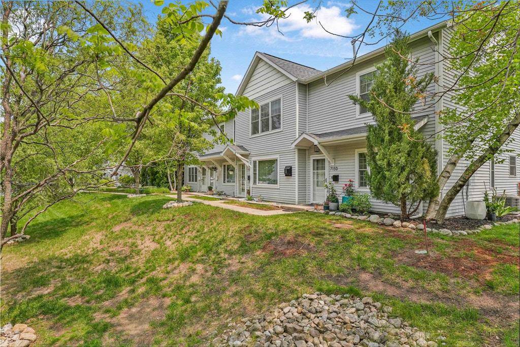 Traverse City, MI 49684,715 Lake Avenue 17-C