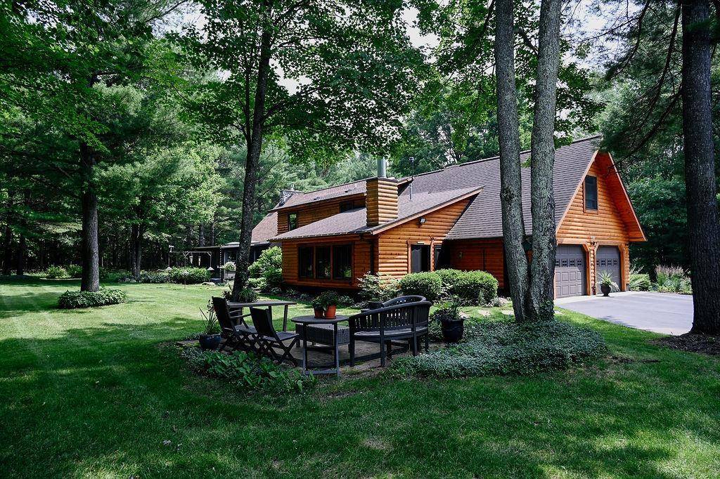 Long Lake Twp, MI 49685,10150 Lake Dubonnet Trail