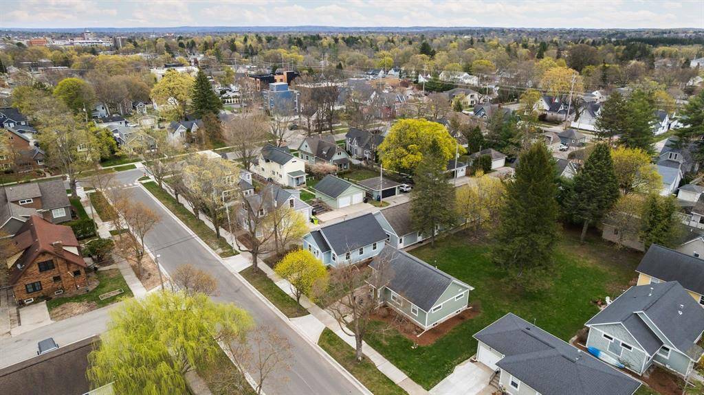 Traverse City, MI 49684,1011 Jefferson Avenue