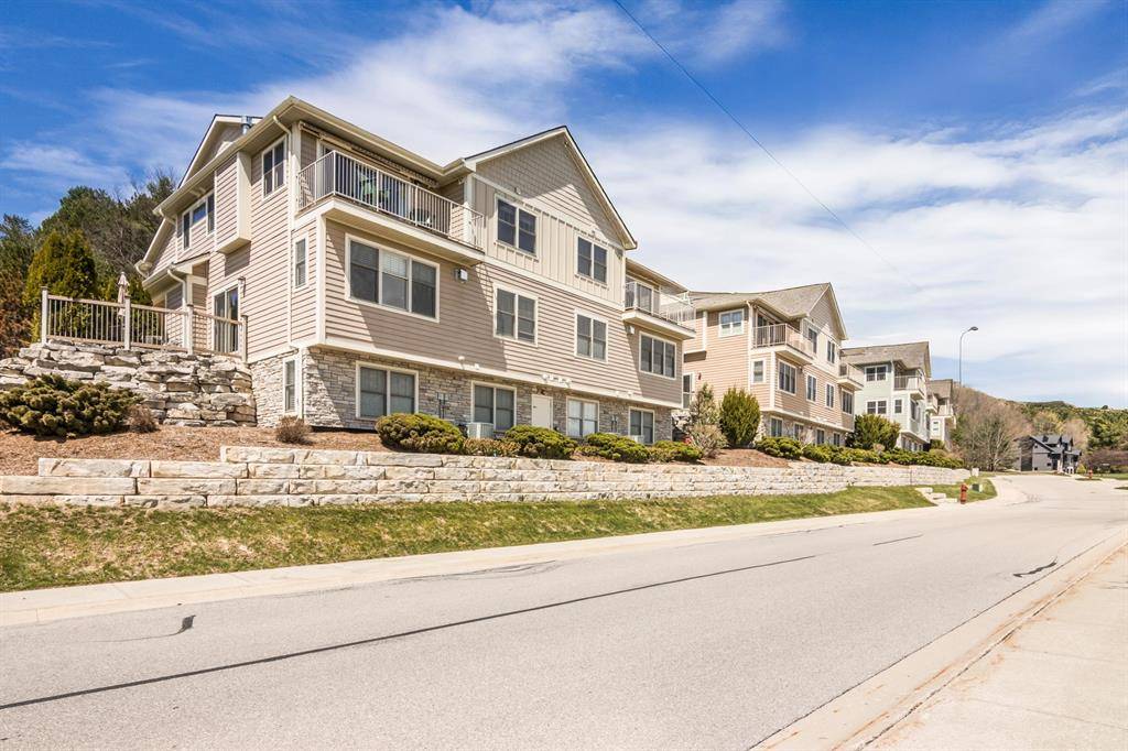 Traverse City, MI 49684,10889 Pine Bluff Drive C