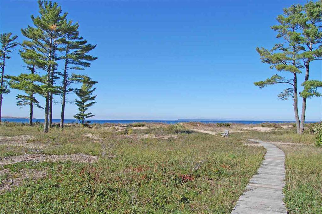 Glen Arbor Twp, MI 49636,30 South Beach
