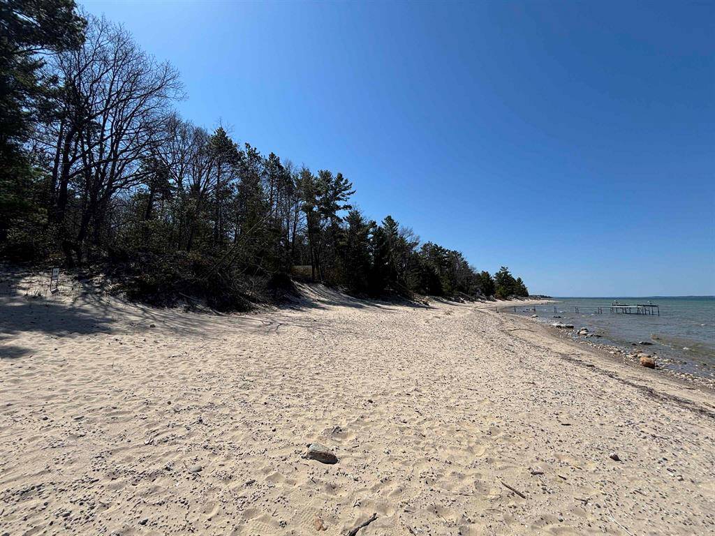 Elk Rapids Twp, MI 49690,10774 S US-31