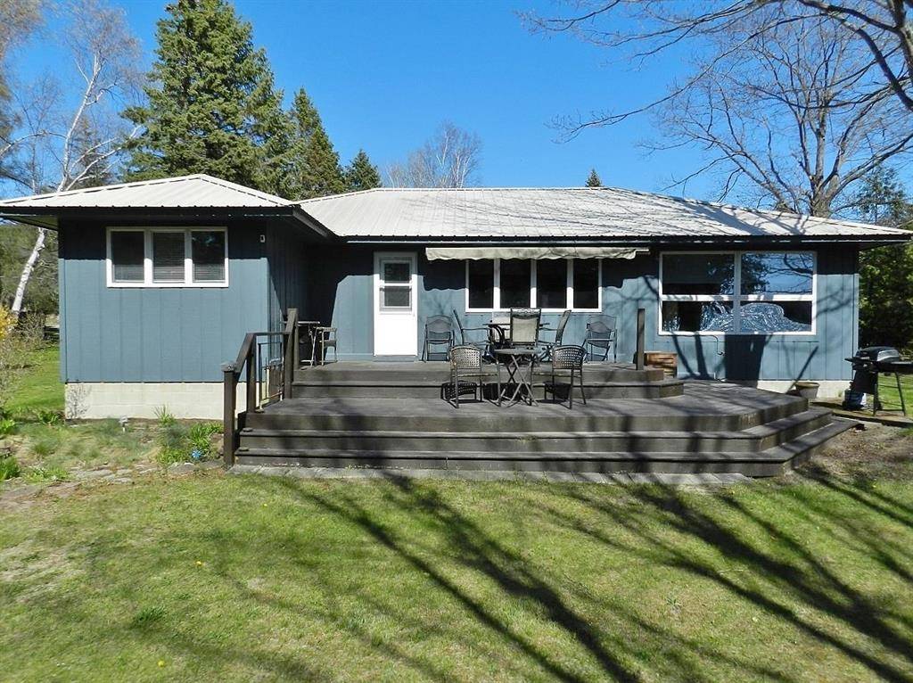 Leland Twp, MI 49653,915 N Sunset Shores Drive