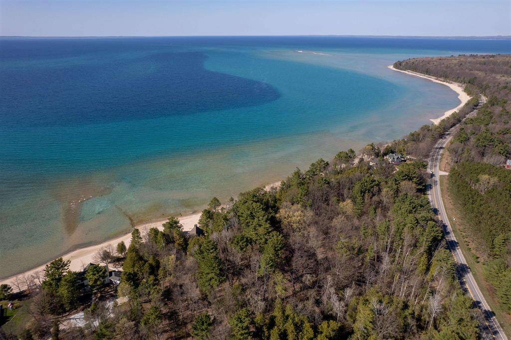 Peninsula Twp, MI 49686,3619 Tompkins Road