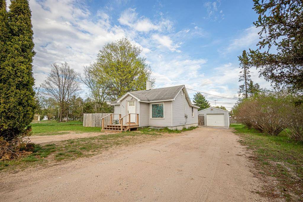 Kalkaska Twp, MI 49646,505 S Cherry Street