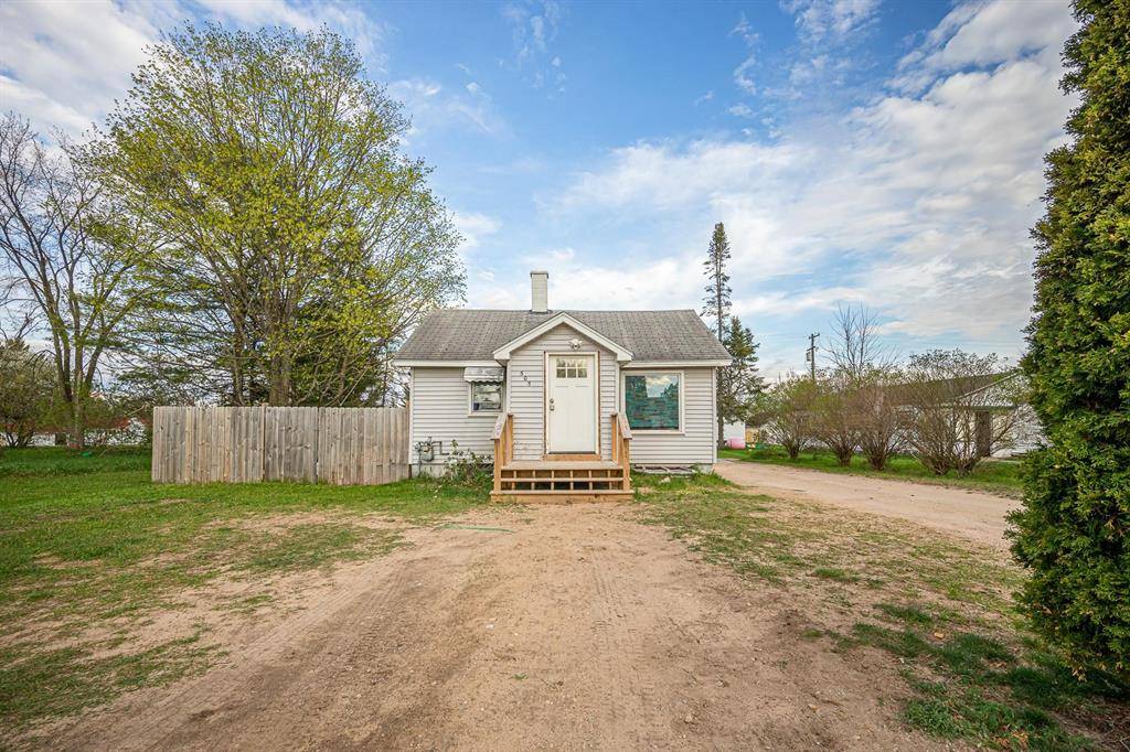 Kalkaska Twp, MI 49646,505 S Cherry Street