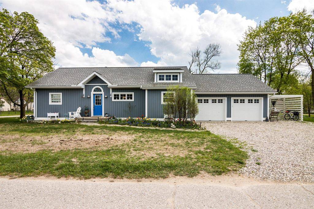 Elk Rapids Twp, MI 49629,203 W 2nd Street