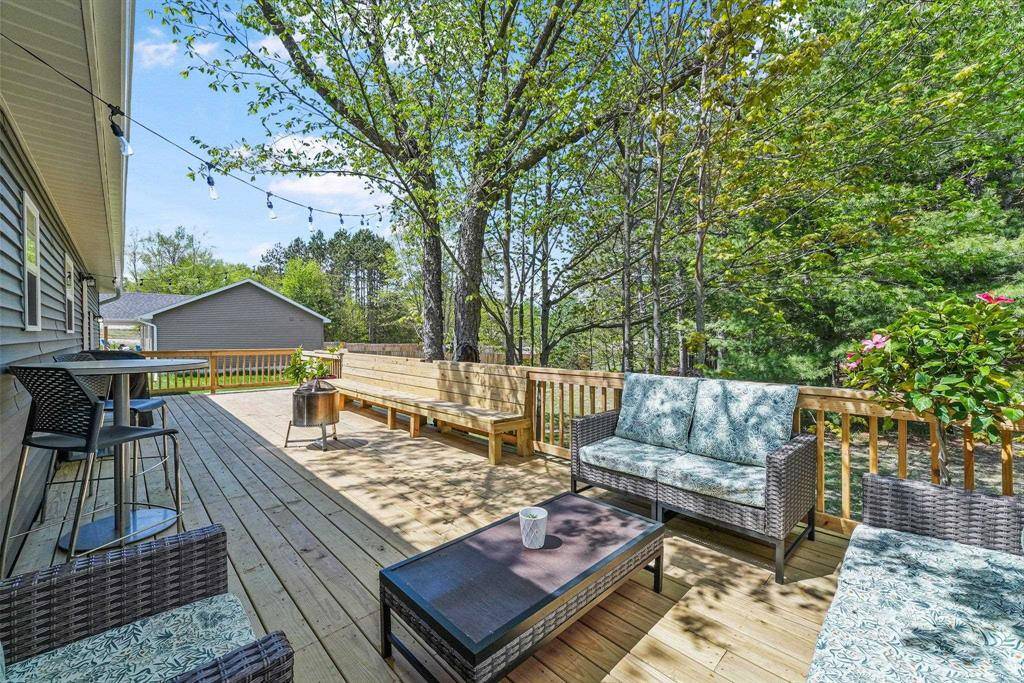 Paradise Twp, MI 49649,558 Eden Street
