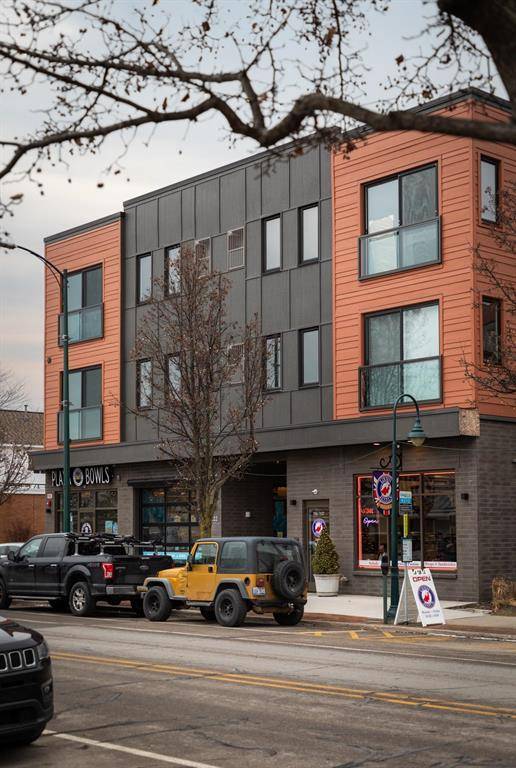 Traverse City, MI 49684,222 E State Street 303