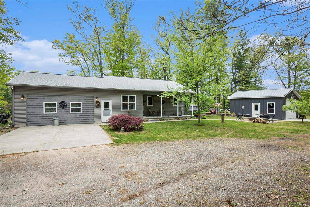 Merrill Twp, MI 49309,3921 Wildwood Avenue