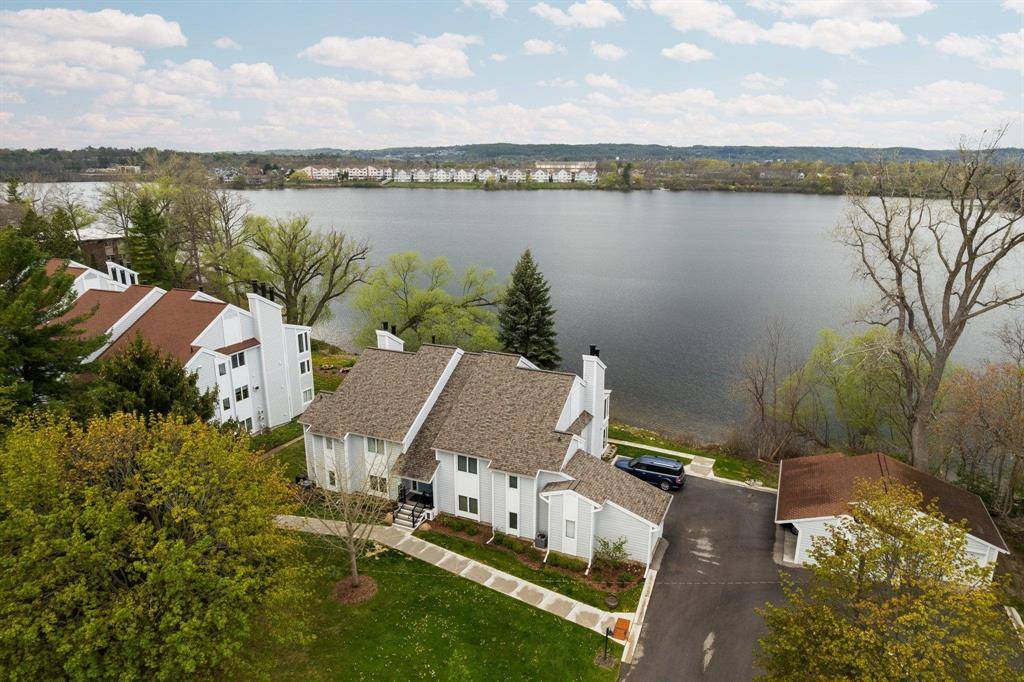 Traverse City, MI 49686,710 Centre Place #26