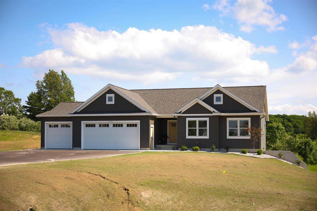 Suttons Bay Twp, MI 49682,11964 E Shaker Trail