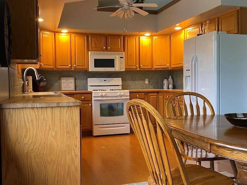 Green Lake Twp, MI 49643,10200 Riley Road