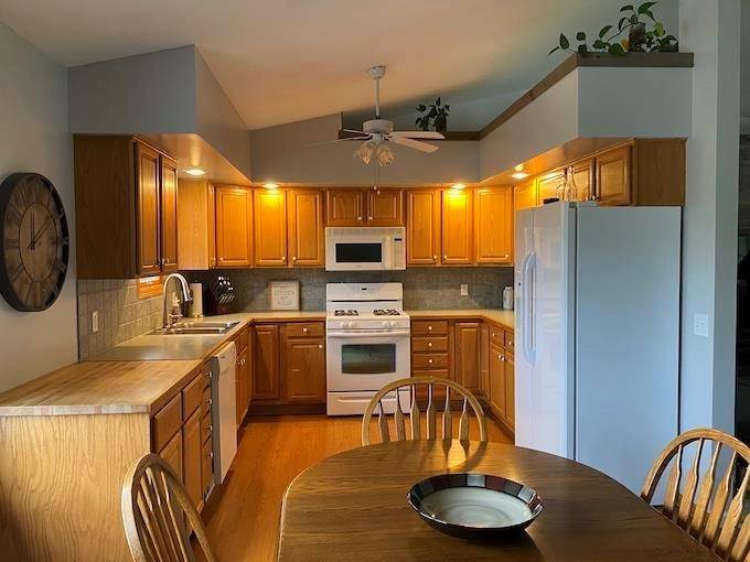 Green Lake Twp, MI 49643,10200 Riley Road
