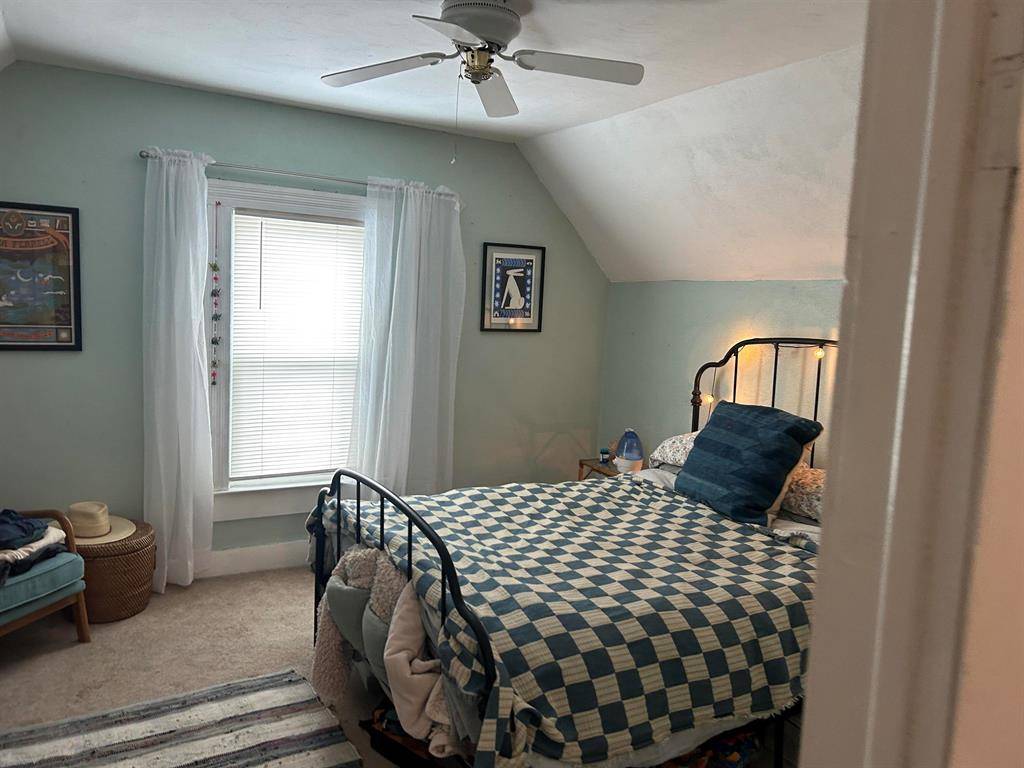Traverse City, MI 49686,829 E Eighth