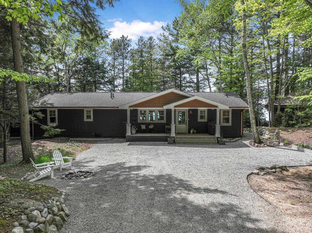 Torch Lake Twp, MI 49648,1028 Creswell Lane