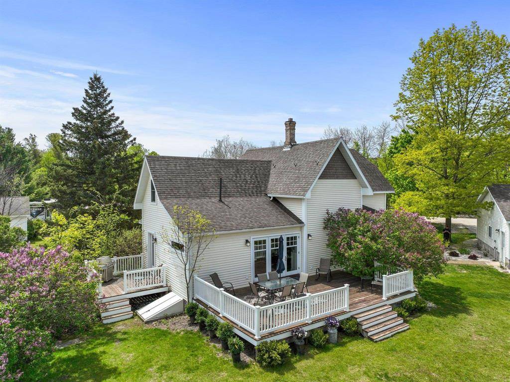 Elmwood Twp, MI 49684,9801 Cherry Bend Road