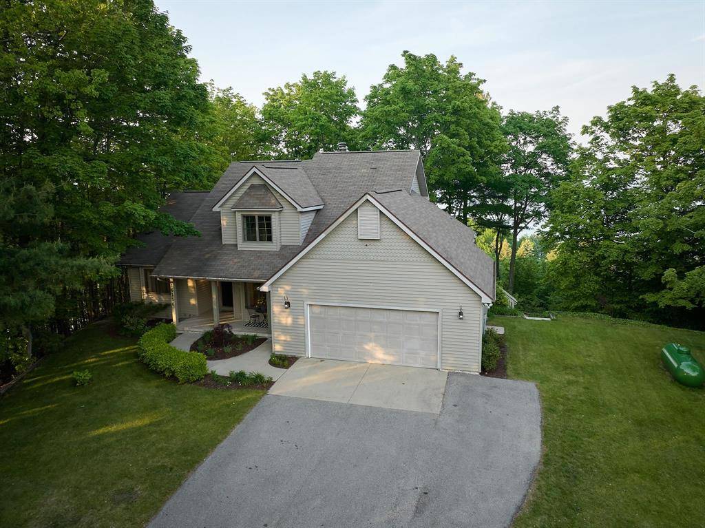 Peninsula Twp, MI 49686,16756 Whispering Pines