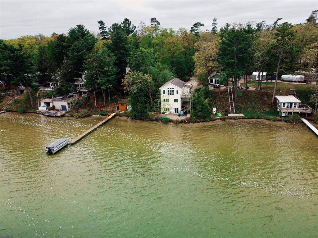 Green Lake Twp, MI 49643,4333 Lake Avenue