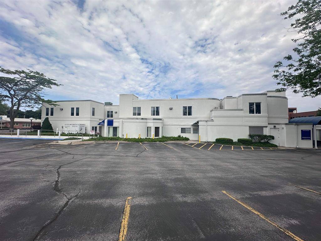 Traverse City, MI 49684,224 Circle Drive Unit: B