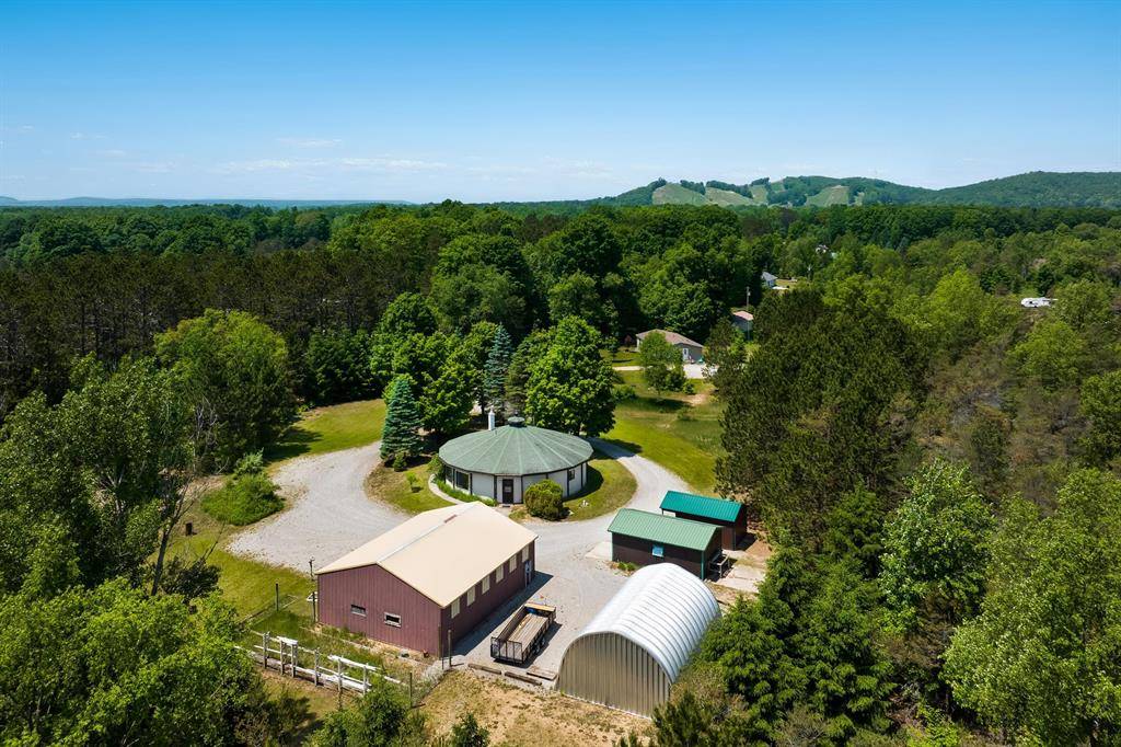 Springdale Twp, MI 49683,16300 Cadillac Highway