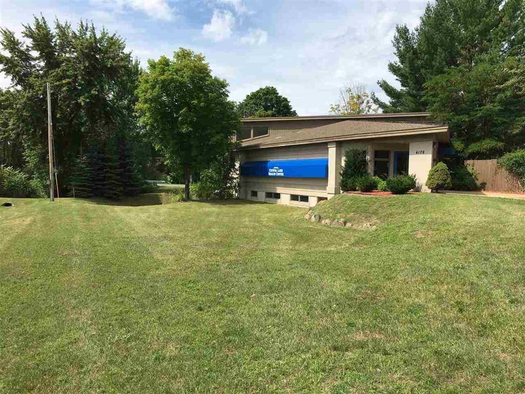Acme Twp, MI 49690,6170 US-31 N Unit: Lower