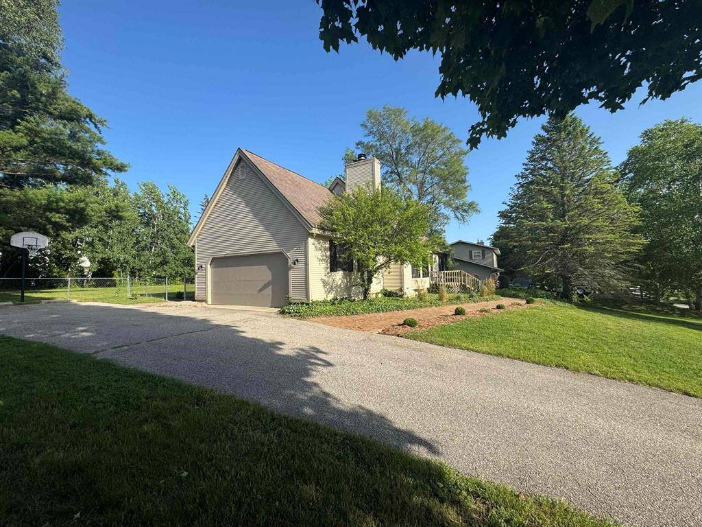 Traverse City, MI 49686,726 Highland Park Drive