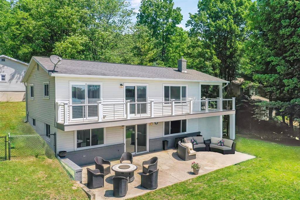 White Water Twp, MI 49696,428 Island View Drive