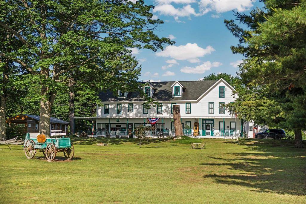 Peninsula Twp, MI 49686,18599 Mission Road