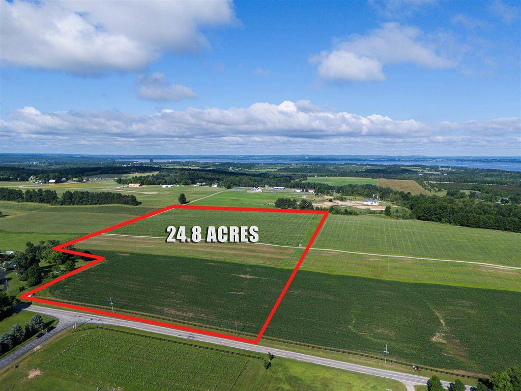 Acme Twp, MI 49690,8433 Bates