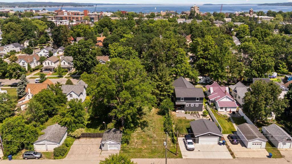 Traverse City, MI 49684,220 E Tenth Street Lot: 11&12