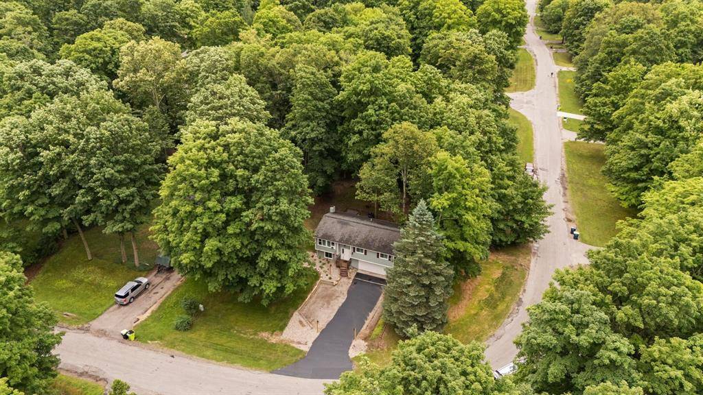 East Bay Twp, MI 49696,159 Waxwing Drive