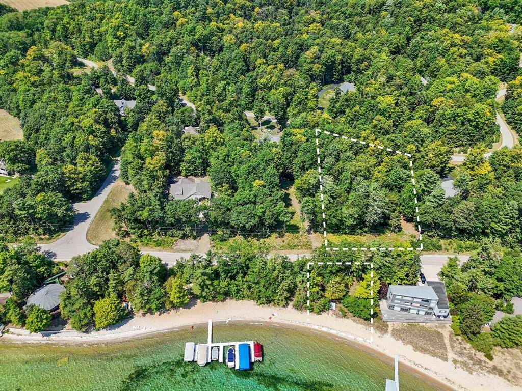 Peninsula Twp, MI 49686,11648 Willow Point