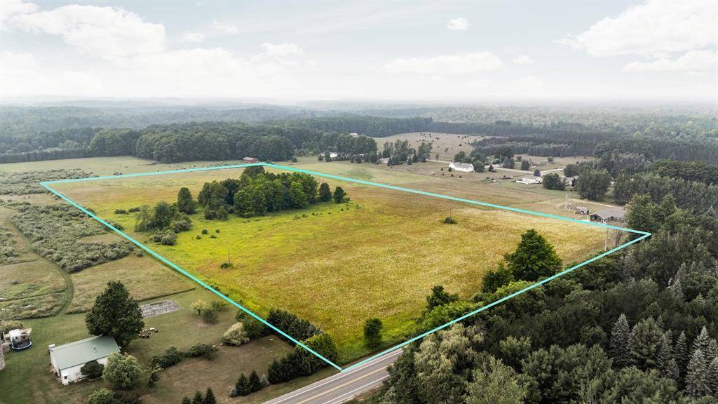 Paradise Twp, MI 49649,00 Knight Road