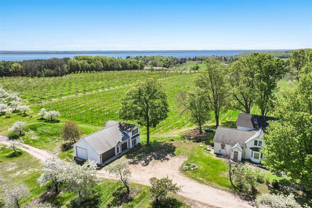 Peninsula Twp, MI 49686,3566 Thistledew Drive