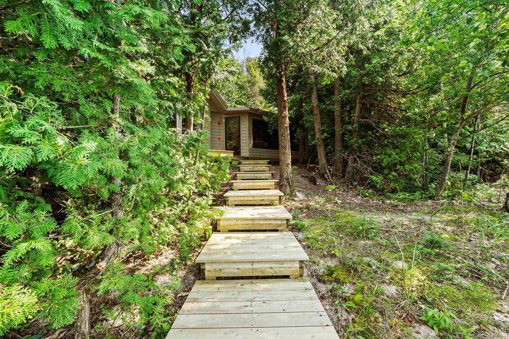 Torch Lake Twp, MI 49648,2095 San Marino Trail