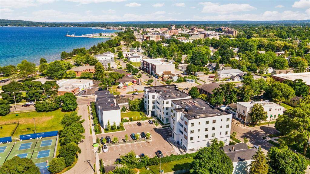 Traverse City, MI 49684,714 #308 Randolph Street 308