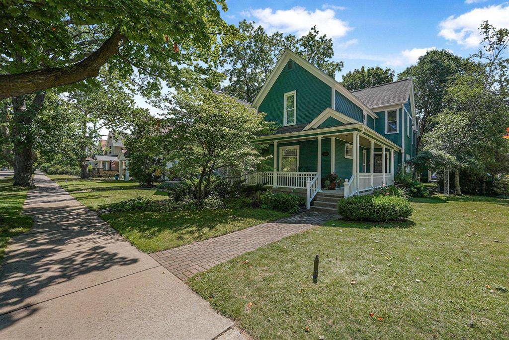 Traverse City, MI 49684,421 W 9th Street