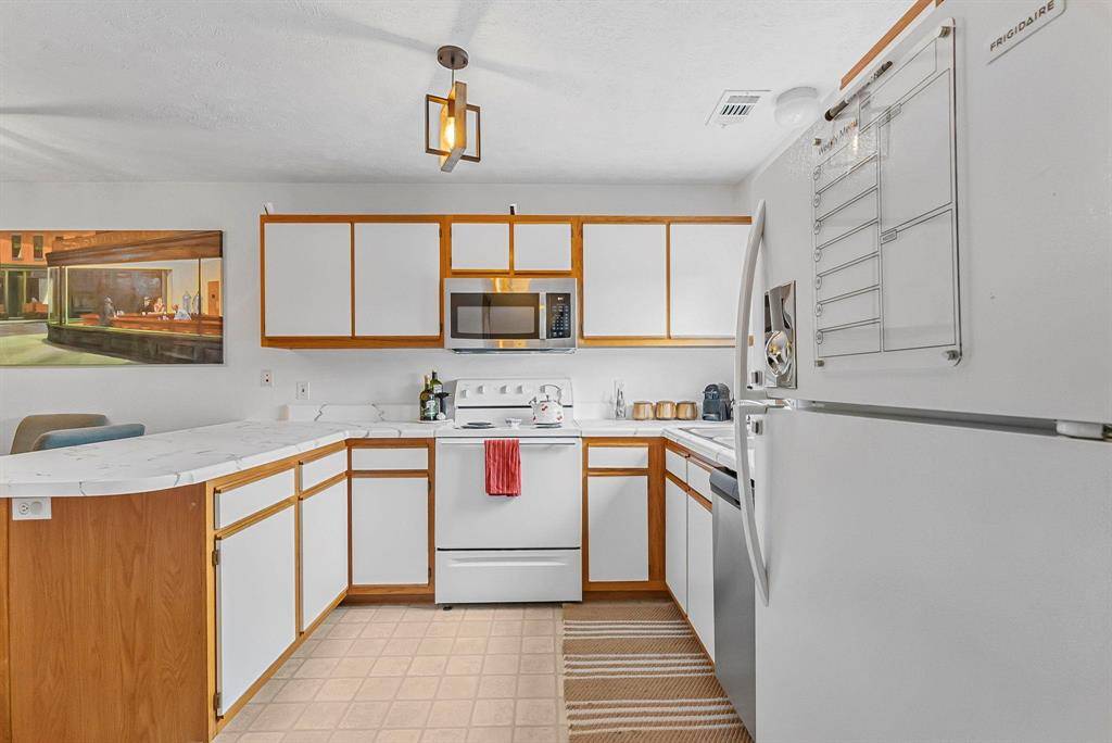 East Bay Twp, MI 49686,3783 Vale Drive