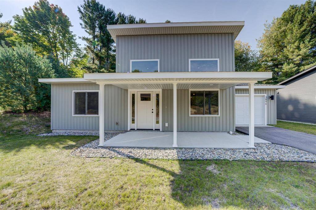 East Bay Twp, MI 49686,3896 Falling Leaf Trail