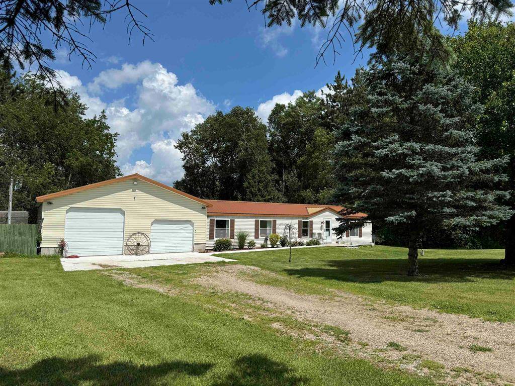 Farwell, MI 48622,9685 Creek View Drive