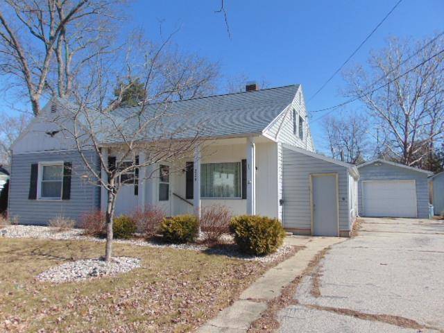 Ithaca, MI 48847,229 S Ithaca Street