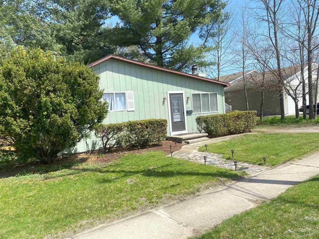 Mt. Pleasant, MI 48858,1005 E Chippewa Street