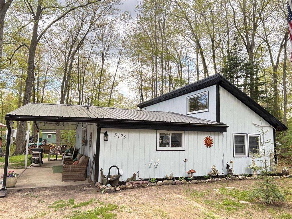 Hayes Twp, MI 48625,5123 Fairview Drive
