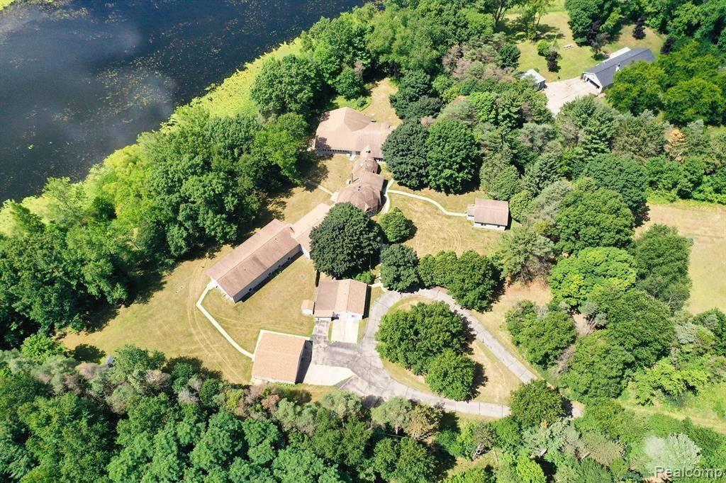 Groveland Twp, MI 48462,1295 Bald Eagle Lake Road