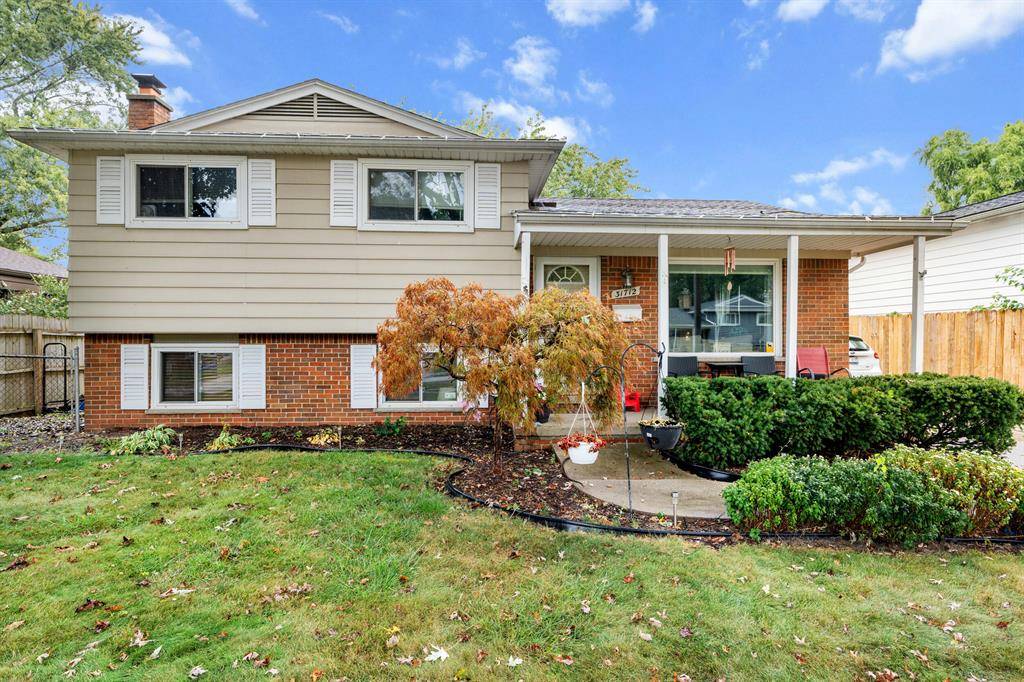 St. Clair Shores, MI 48082,31712 Saint Margaret Street