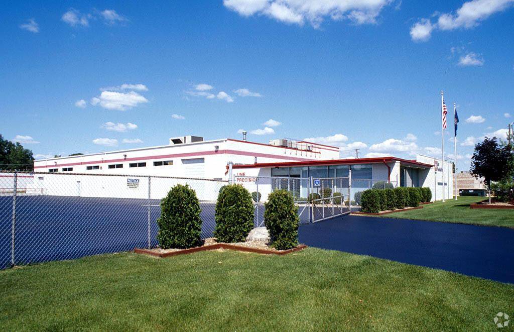 Farmington Hills, MI 48336,31666 W 8 Mile Road