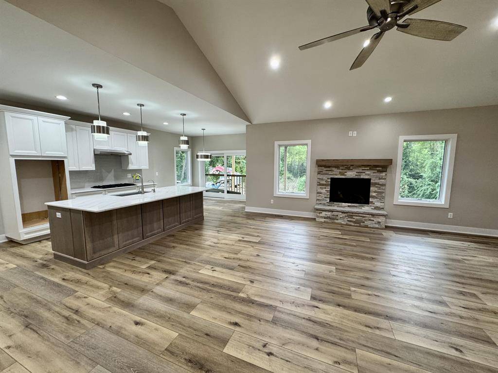 York Twp, MI 48176,9004 Charter Oak Lane