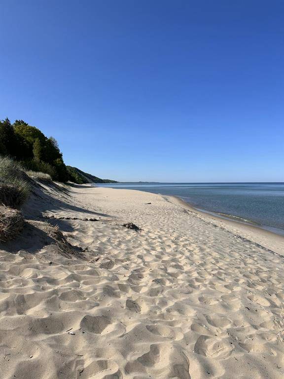 Onekama Twp, MI 49614,2892 High Street